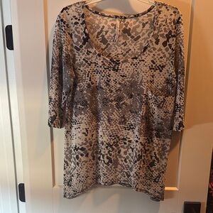 Stylish Gray Patterned Women's Top